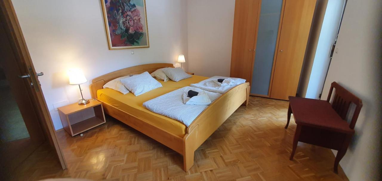 Apartma Panorama Apartment เบลด ภายนอก รูปภาพ